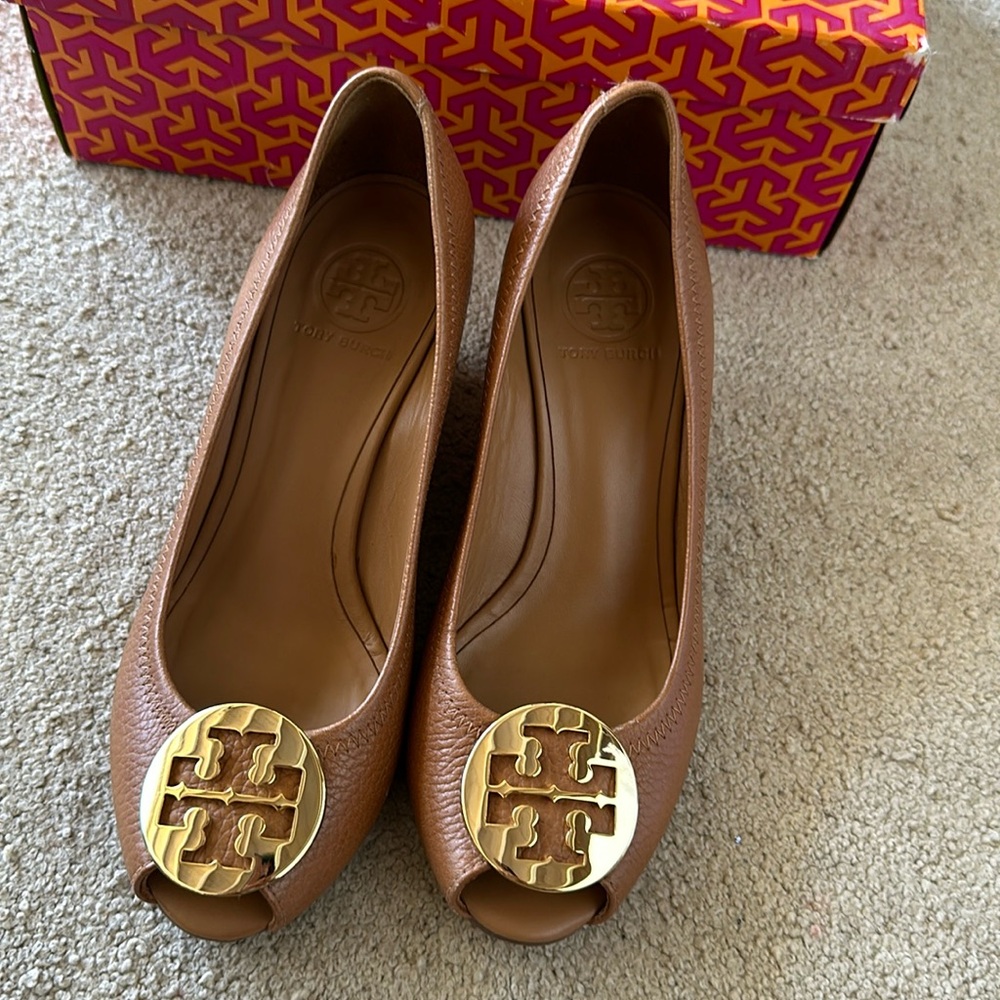 Tory Burch Sophie wedge